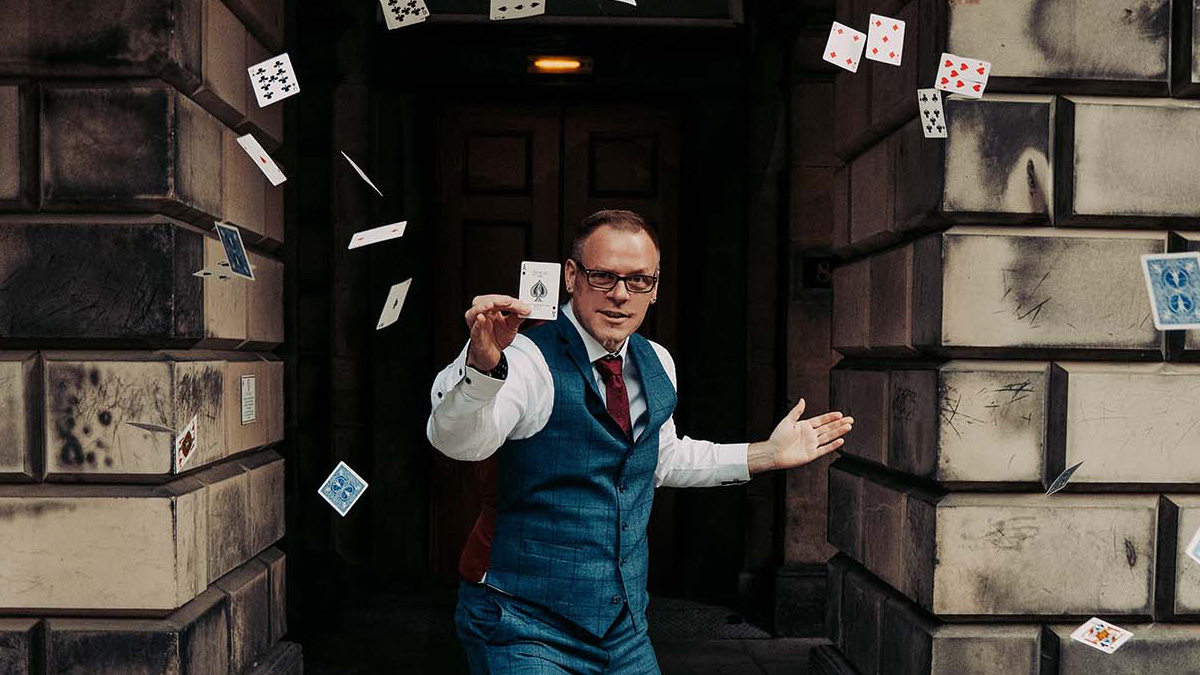 Dave Reubens - The Magician logo