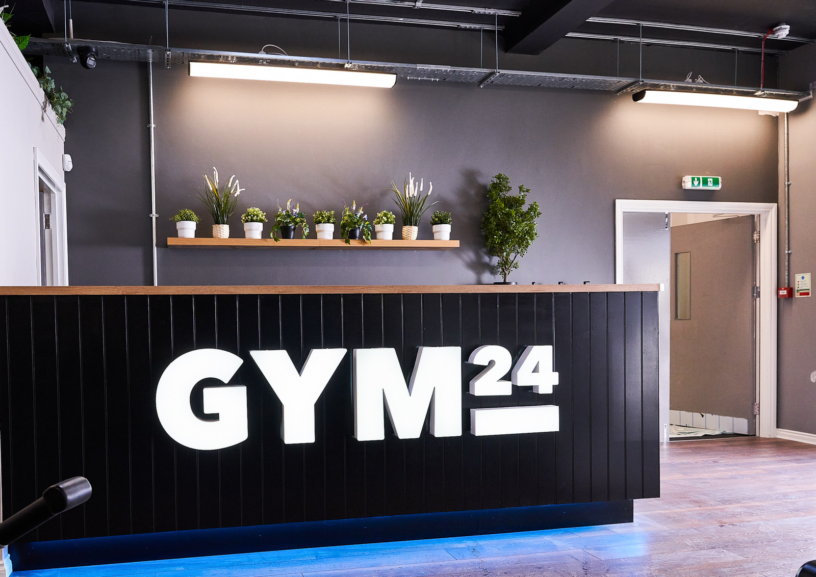 GYM24 logo