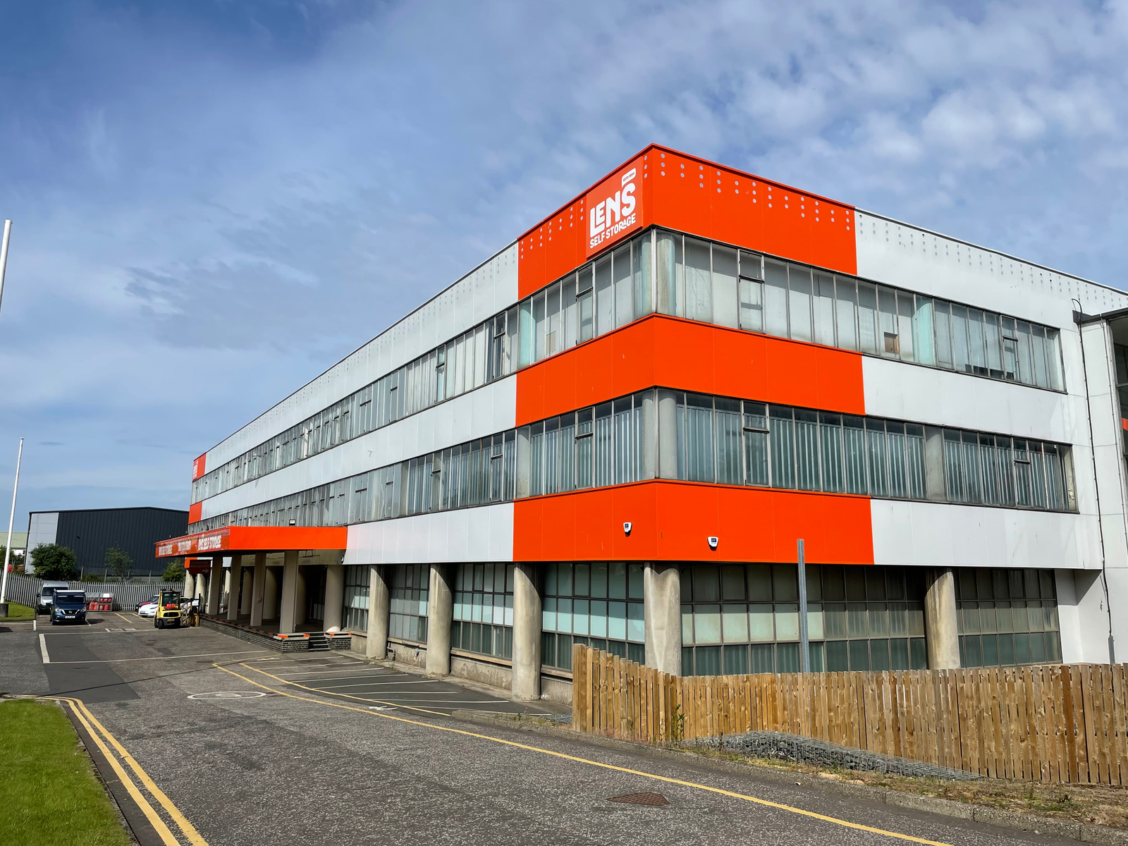 Len's Self Storage Edinburgh, Sighthill - Storage Units logo