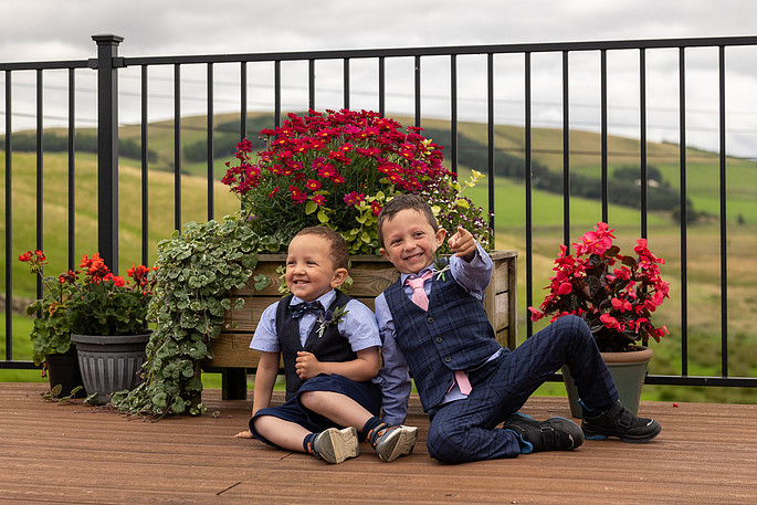 Lorna Johnstone Photography logo