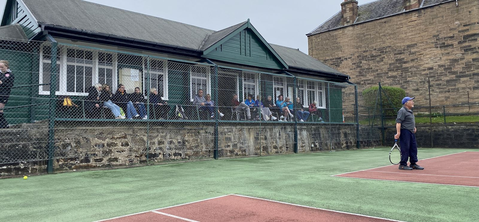 Priestfield Tennis Club logo